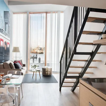 Eric Voekel Boutique - Riverfront Apartment *