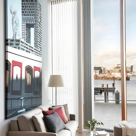 Eric Voekel Boutique - Riverfront Apartment Amsterdam