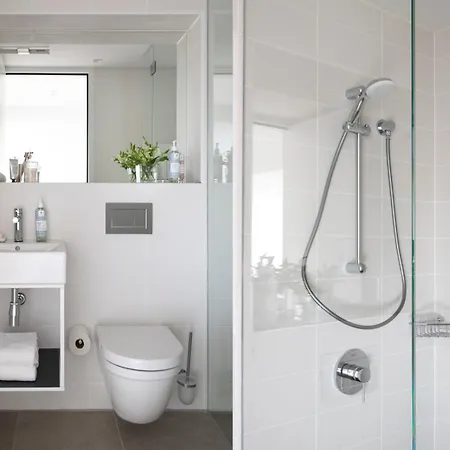 Eric Voekel Boutique - Riverfront Amsterdam