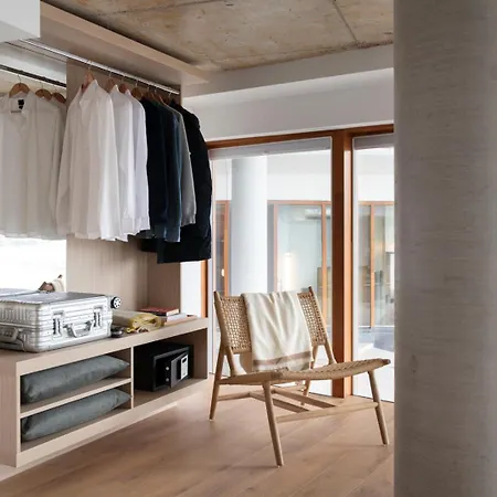 Eric Voekel Boutique - Riverfront