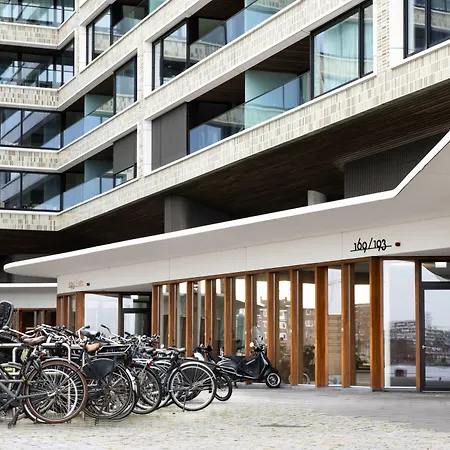 Eric Voekel Boutique - Riverfront Apartman *