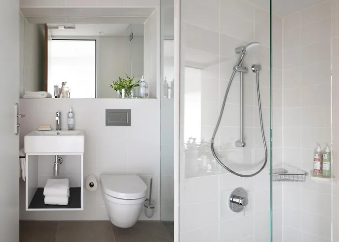 Eric Voekel Boutique - Riverfront Amsterdam