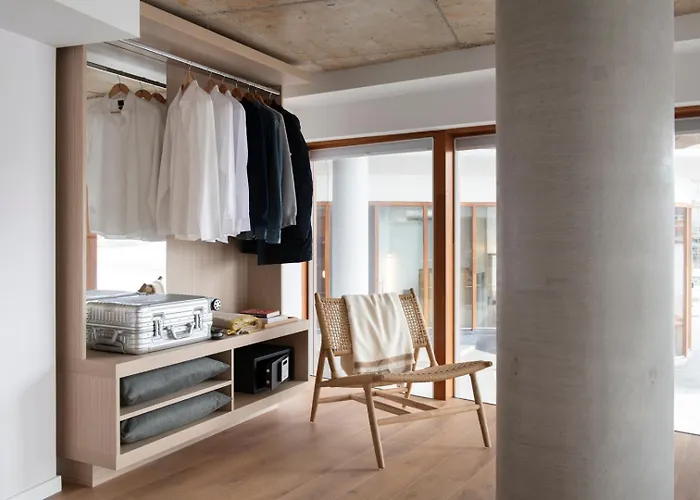 Eric Voekel Boutique - Riverfront