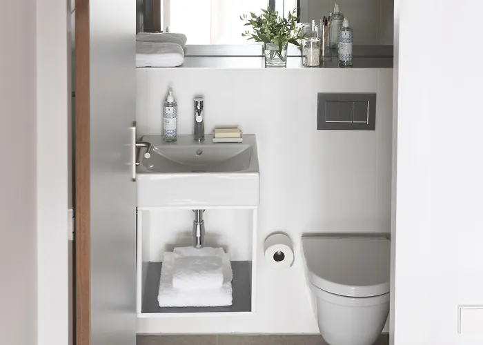 Eric Voekel Boutique - Riverfront Apartament *